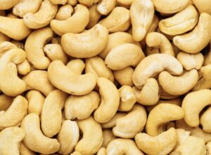 Fresh cashew nuts